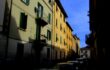 Un'oscura via di città vecchia - Gordiano Lupi